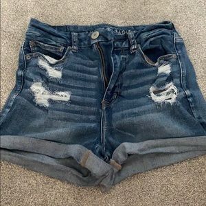 american eagle shorts (never worn)